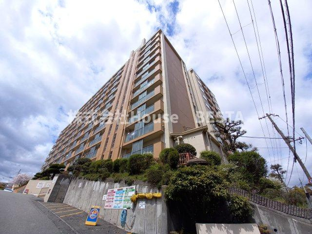 上高丸北住宅の外観