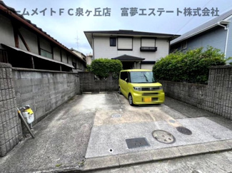 【駐車場】