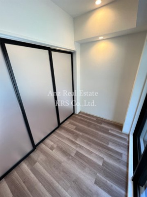 【寝室】 | シーズンフラッツ阿波座 | 寝室部分！ダウンライトがおしゃれ！