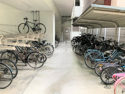 【その他】 | アプリーレ京町堀 | 屋根付きの駐輪場です！