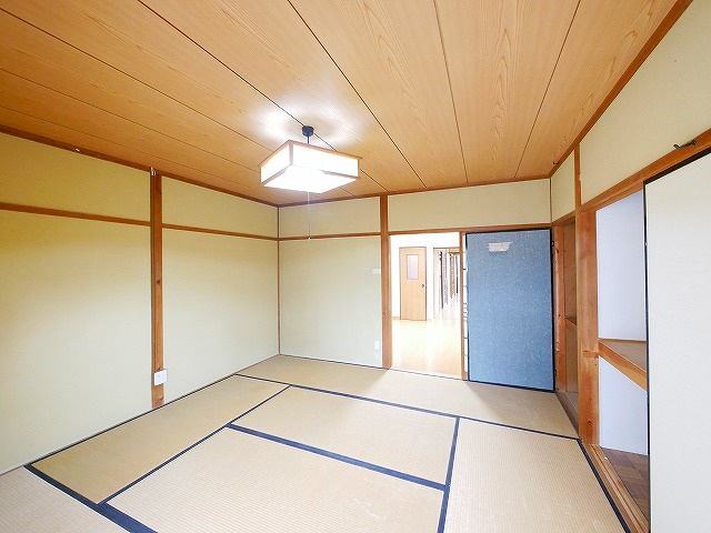 南袋町戸建の和室|和室がひろがる居住スペース