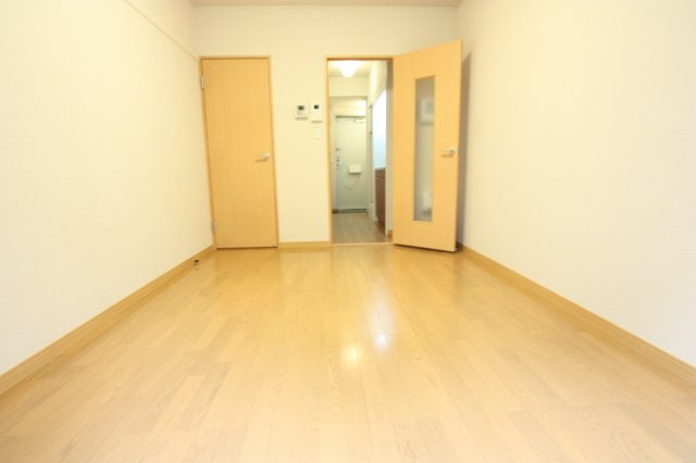 あづま坂のその他|※１階のみフローリングとなります