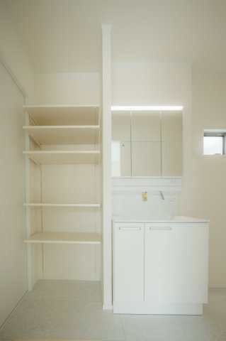 【独立洗面台】 | いろどりアイタウン南区八分字町　1号棟