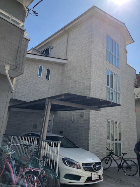 三軒茶屋1丁目邸宅の外観