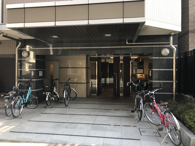 日神デュオステージ三ノ輪のエントランス