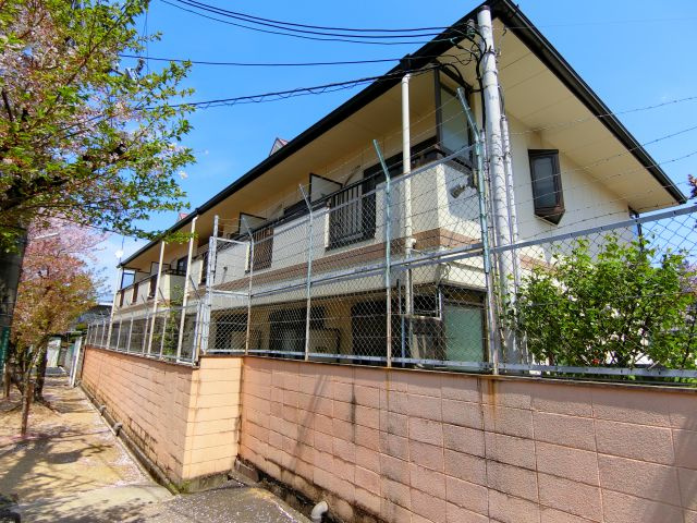 クレアール西川の外観