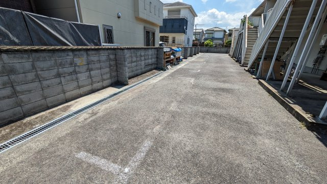 【駐車場】