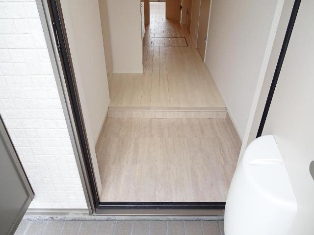 アローナの玄関|玄関