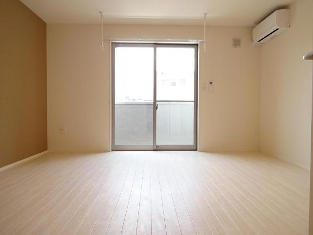 アローナの居間・リビング|洋室