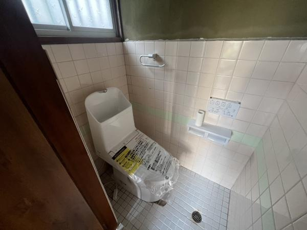 池尻中戸建1のトイレ