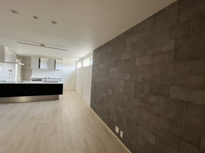 【居間・リビング】 | 亀賀1丁目　売家