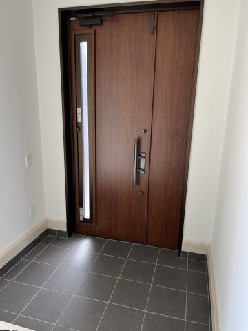 【玄関】 | 亀賀1丁目　売家