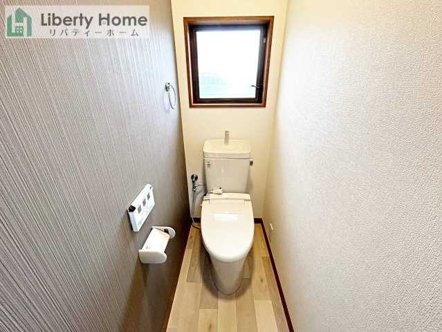 阿見町岡崎３丁目　中古戸建のトイレ