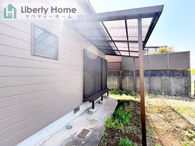 阿見町岡崎３丁目　中古戸建のバルコニー