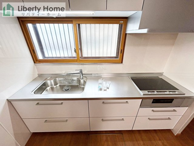 阿見町岡崎３丁目　中古戸建のキッチン