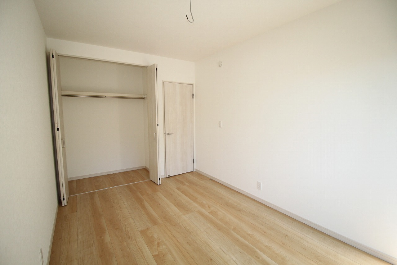 いの町枝川　中古戸建　（未入居物件）の収納|2Ｆ　南西の部屋　6.75帖