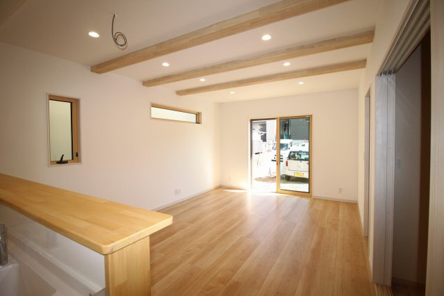 いの町枝川　中古戸建　（未入居物件）の居間・リビング|ＬＤＫ　16.0帖