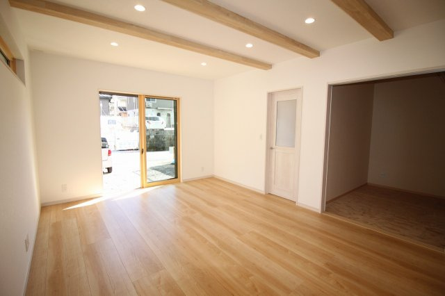 いの町枝川　中古戸建　（未入居物件）の居間・リビング|ＬＤＫ　16.0帖