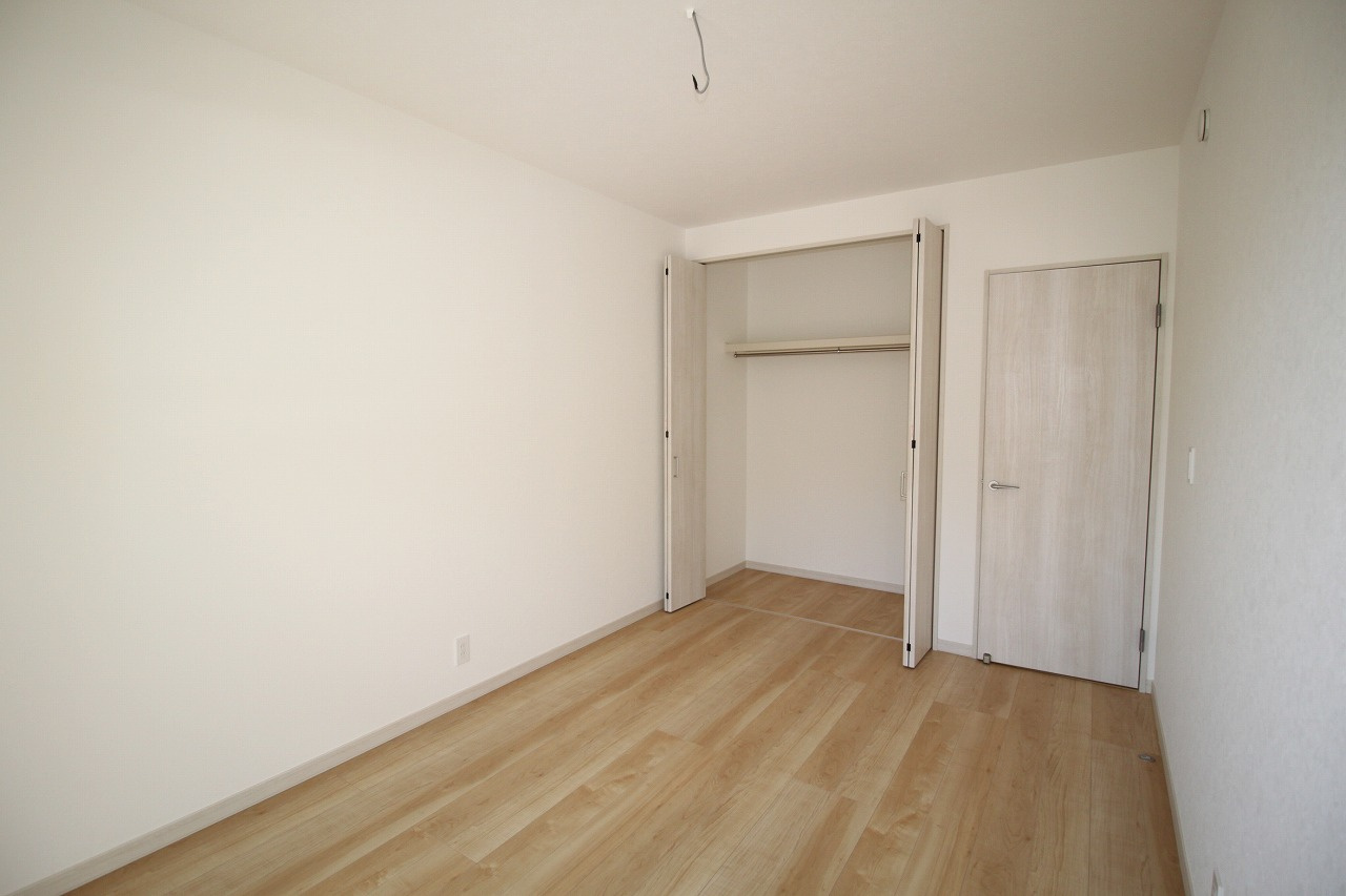 いの町枝川　中古戸建　（未入居物件）の洋室|2Ｆ　南西の部屋　6.75帖