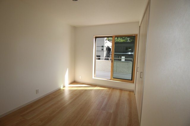 いの町枝川　中古戸建　（未入居物件）の洋室|2Ｆ　南東の部屋　6.75帖