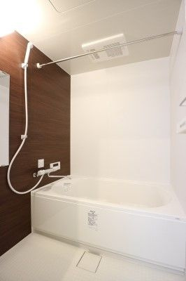 【浴室】 | Ver coma 博多南 | 別号室の写真になります。現況優先。