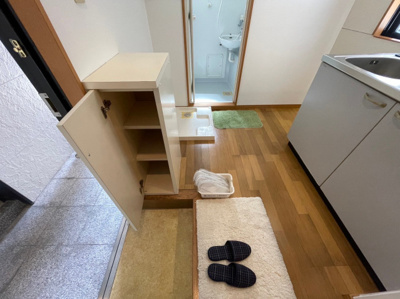 【玄関】 | プリメール赤坂 | 別号室の写真になります。現況優先。