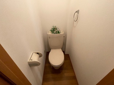 【トイレ】 | プリメール赤坂 | 別号室の写真になります。現況優先。