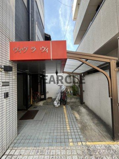 【エントランス】 | コーポヴィヴラヴィ | 落ち着いたエントランスです