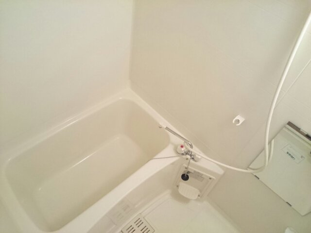 ルート３＆カーサⅡの浴室|コンパクトで使いやすいお風呂です