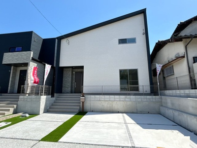 【外観】 | ルルーディア津高②1号棟