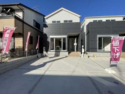 【外観】 | Terrechez　中川区八剱町1期　玉川小・昭和橋中　新築一戸建て | 新築戸建の事はマックバリュで住まい相談へお任せください。