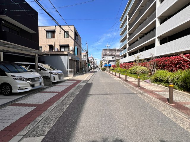 大阪市城東区関目4丁目戸建の前面道路含む現地写真