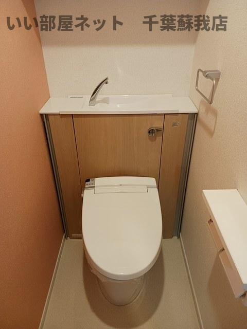 サンライズ　白ゆりのトイレ|コンパクトで使いやすいトイレです