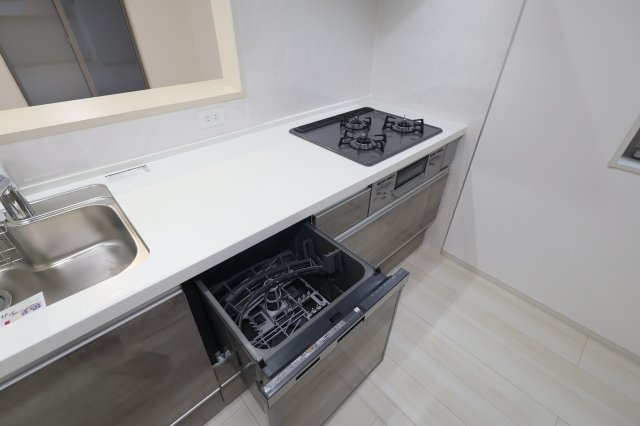 《仲介手数料無料》浦和区大東２丁目11-44新築一戸建ていろどりアイタウンのキッチン|撮影日 2025年10月16日 13:30 曇り