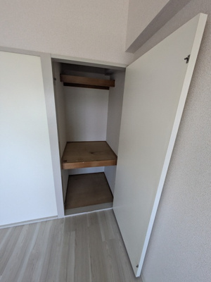 洋室に収納あります