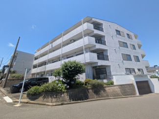駅徒歩４分のマンションです