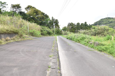 【前面道路含む現地写真】 | 鹿屋市古江町　中古戸建・倉庫