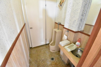 【その他】 | 鹿屋市古江町　中古戸建・倉庫 | トイレ1