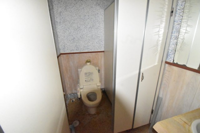【その他】 | 鹿屋市古江町　中古戸建・倉庫 | トイレ2
