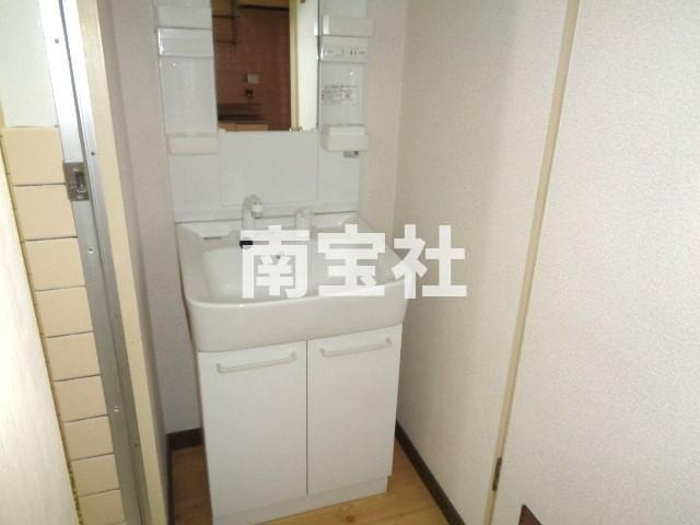 【洗面所】