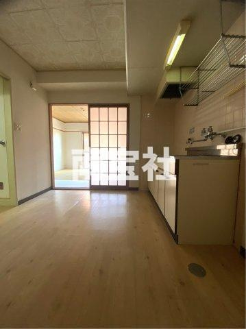 【居間・リビング】