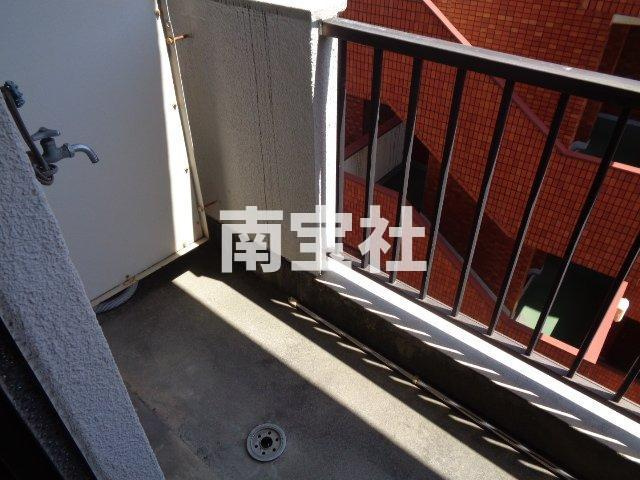 【バルコニー】