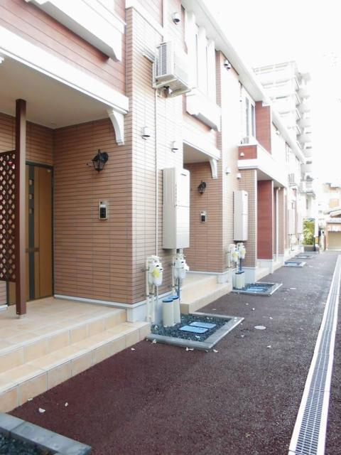 トゥワールフ　十日町のエントランス|エントランス