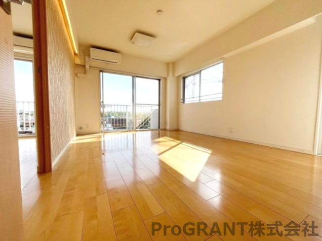 【居間・リビング】