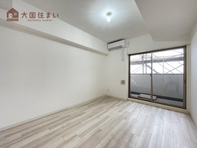 【寝室】 | ワールドアイ難波南ポルタ