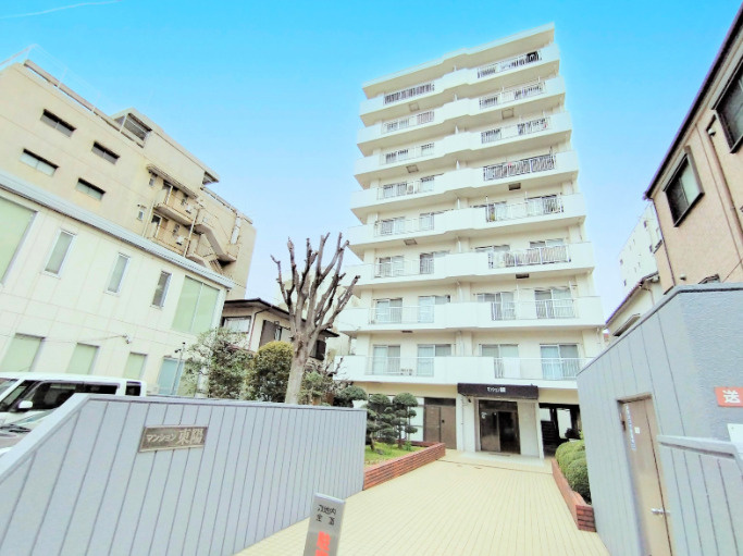 マンション東陽の外観