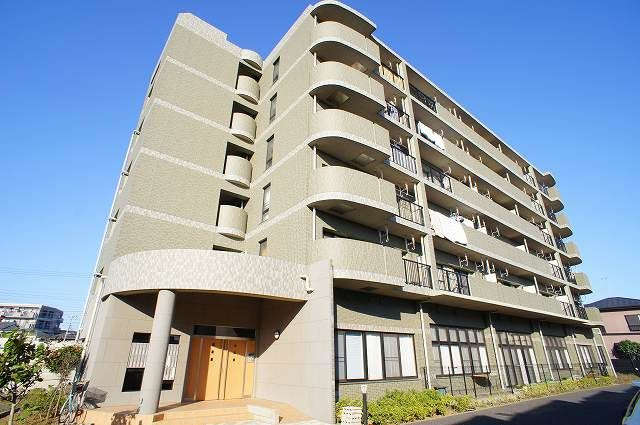 ハイエスト　クレディアの外観