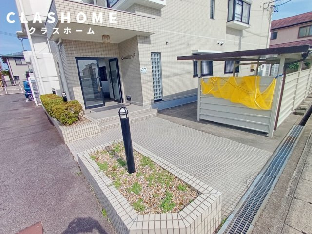 コンフォール・F　　　刈谷市近郊の賃貸はクラスホームのエントランス