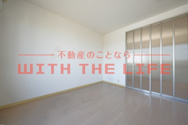 AXIS桑野Ⅲ の洋室|落ち着いた色調の洋室です