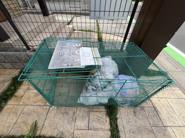 アンベリール美園のその他共用部分|3軒のみで使用する敷地内ゴミ置き場です